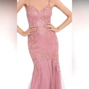 NEW NEVER WORN GORGEOUS BLONDIE NITES ROSE GOWN
